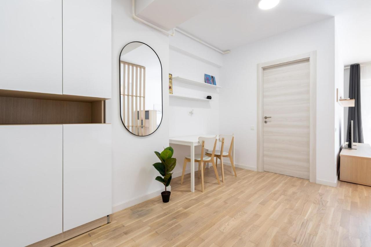 Zen Studios - Central Escape With Parking Бухарест Экстерьер фото
